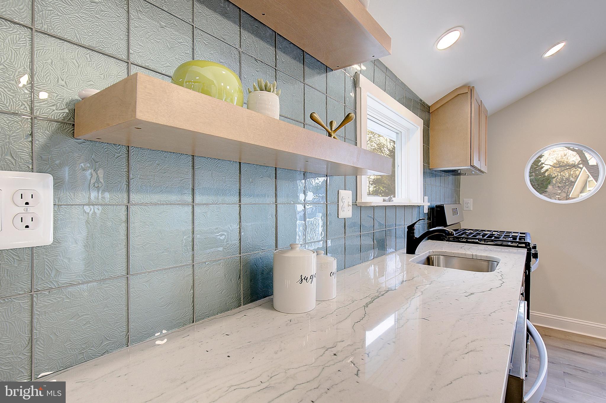 SOUTH RIVER PARK - Residential