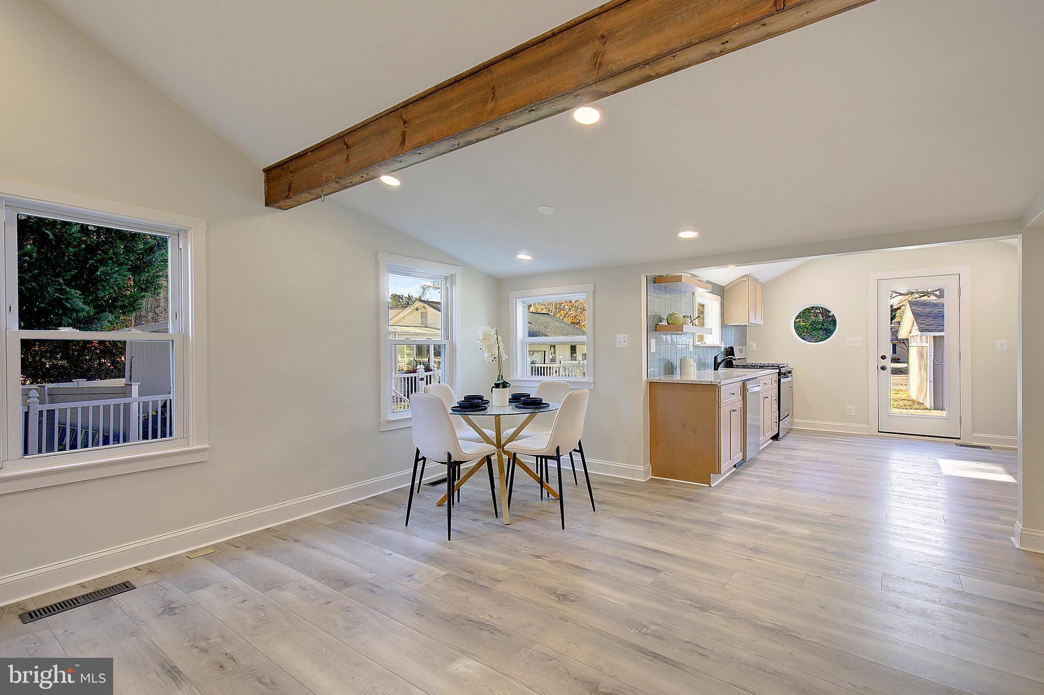 SOUTH RIVER PARK - Residential