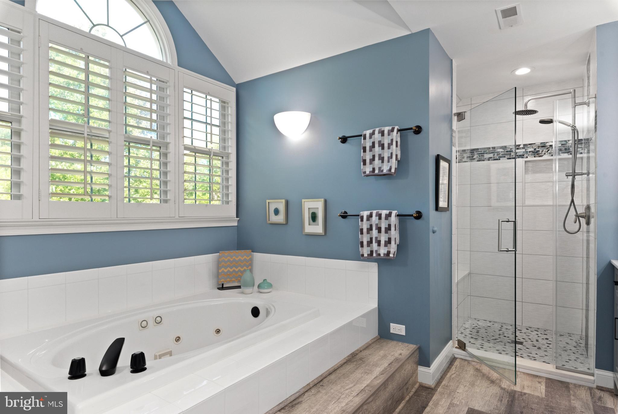 THE OVERLOOK AT BROAD CREEK - Residential