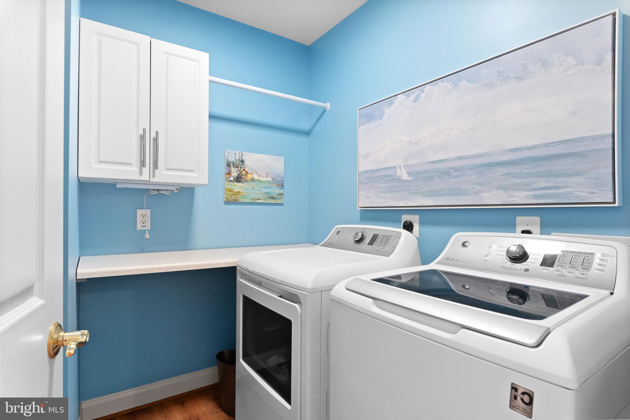 THE OVERLOOK AT BROAD CREEK - Residential