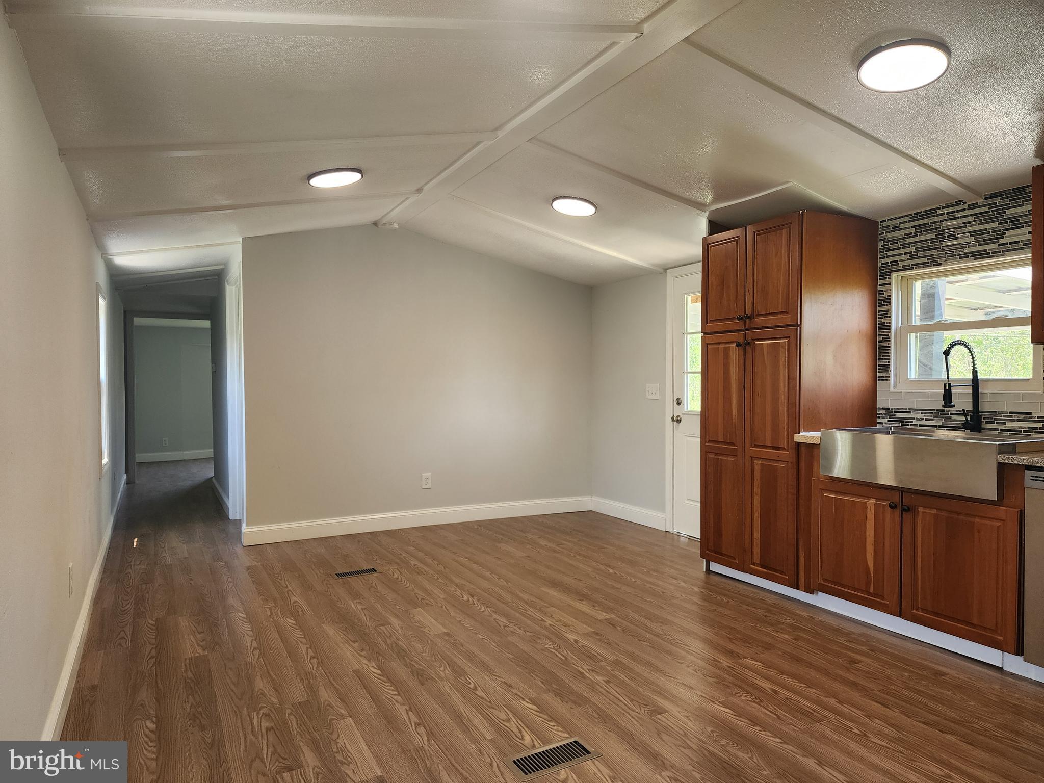MOUNTAIN VIEW TERRACE - Residential