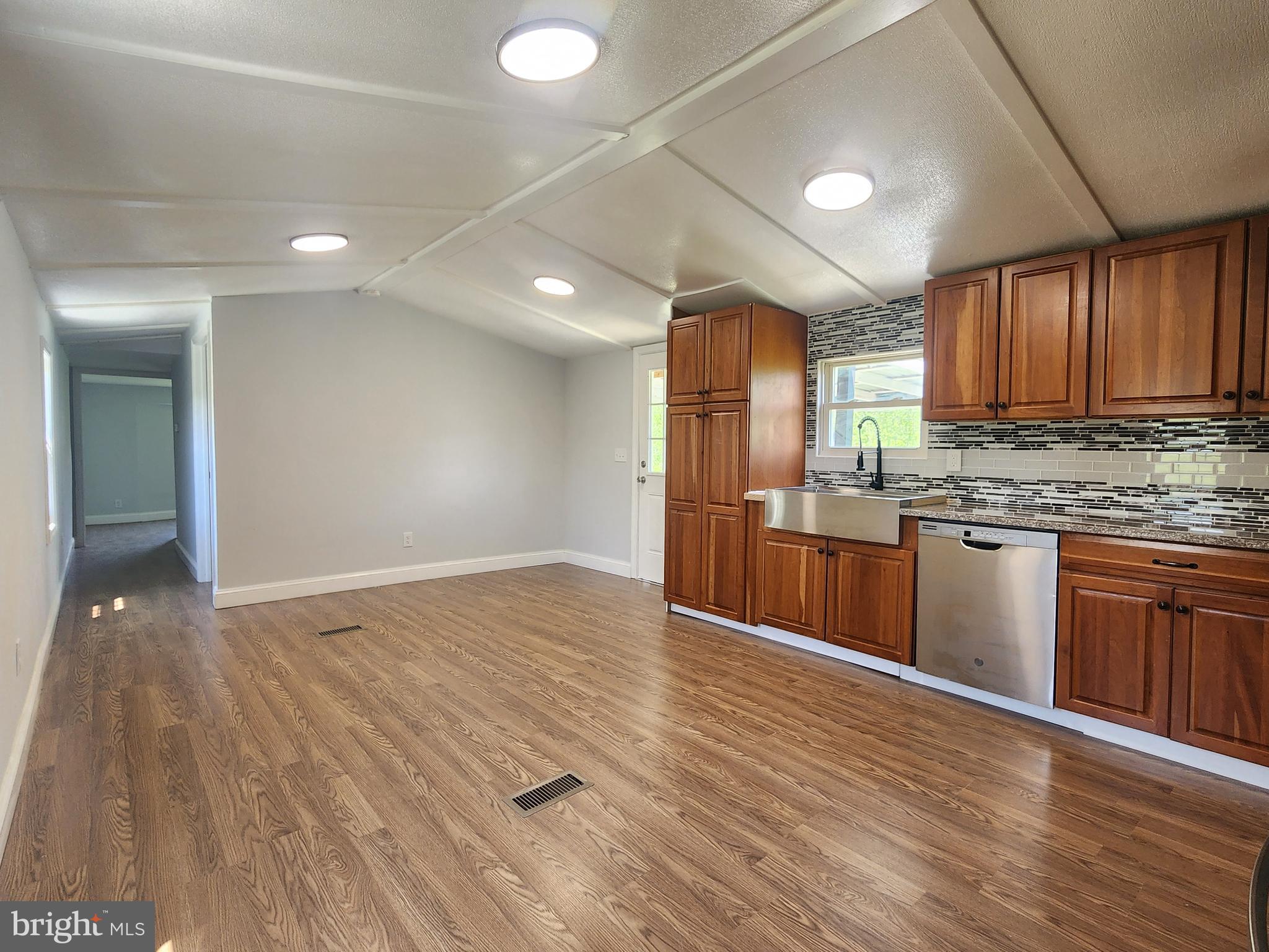 MOUNTAIN VIEW TERRACE - Residential