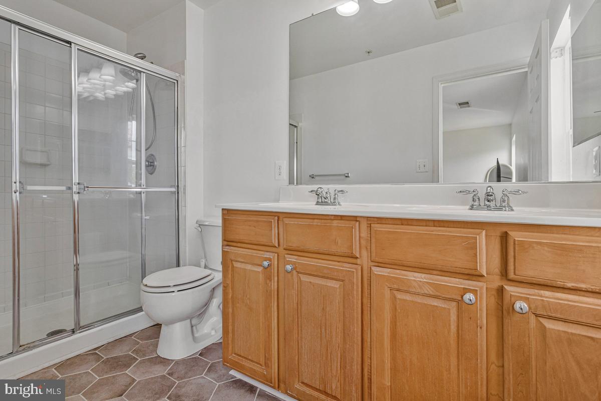 WESTBURY WEST - Residential