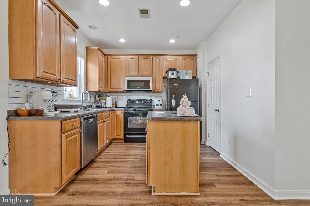 WESTBURY WEST - Residential