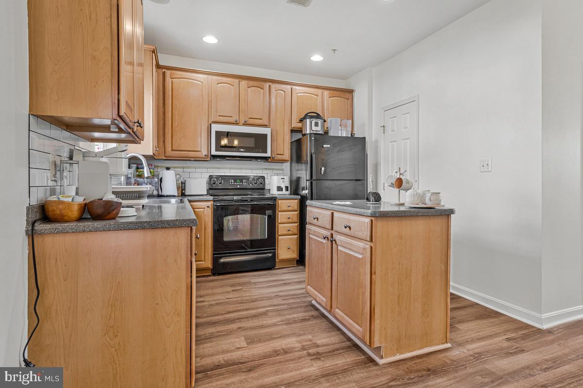 WESTBURY WEST - Residential