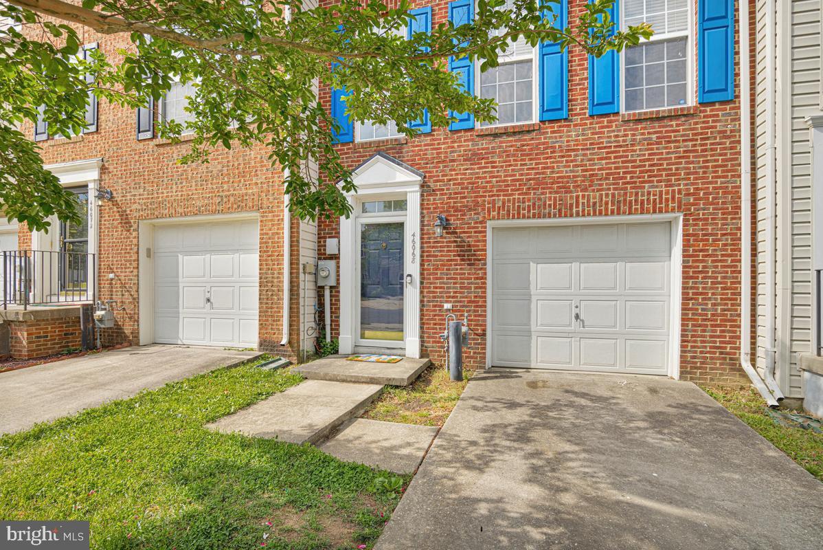 WESTBURY WEST - Residential