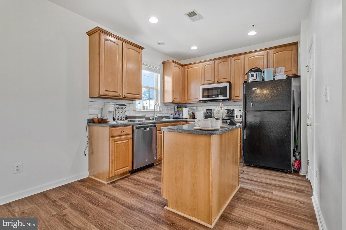 WESTBURY WEST - Residential