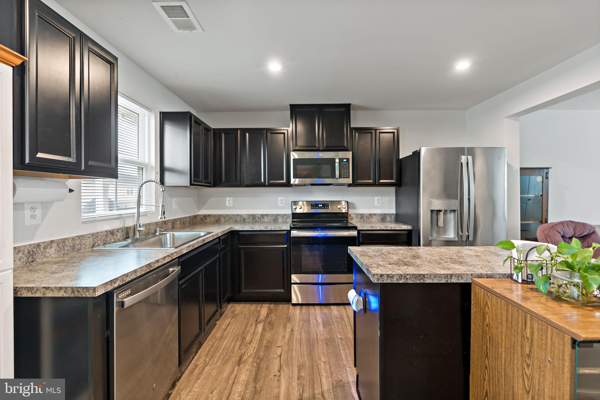 STONECREST - Residential