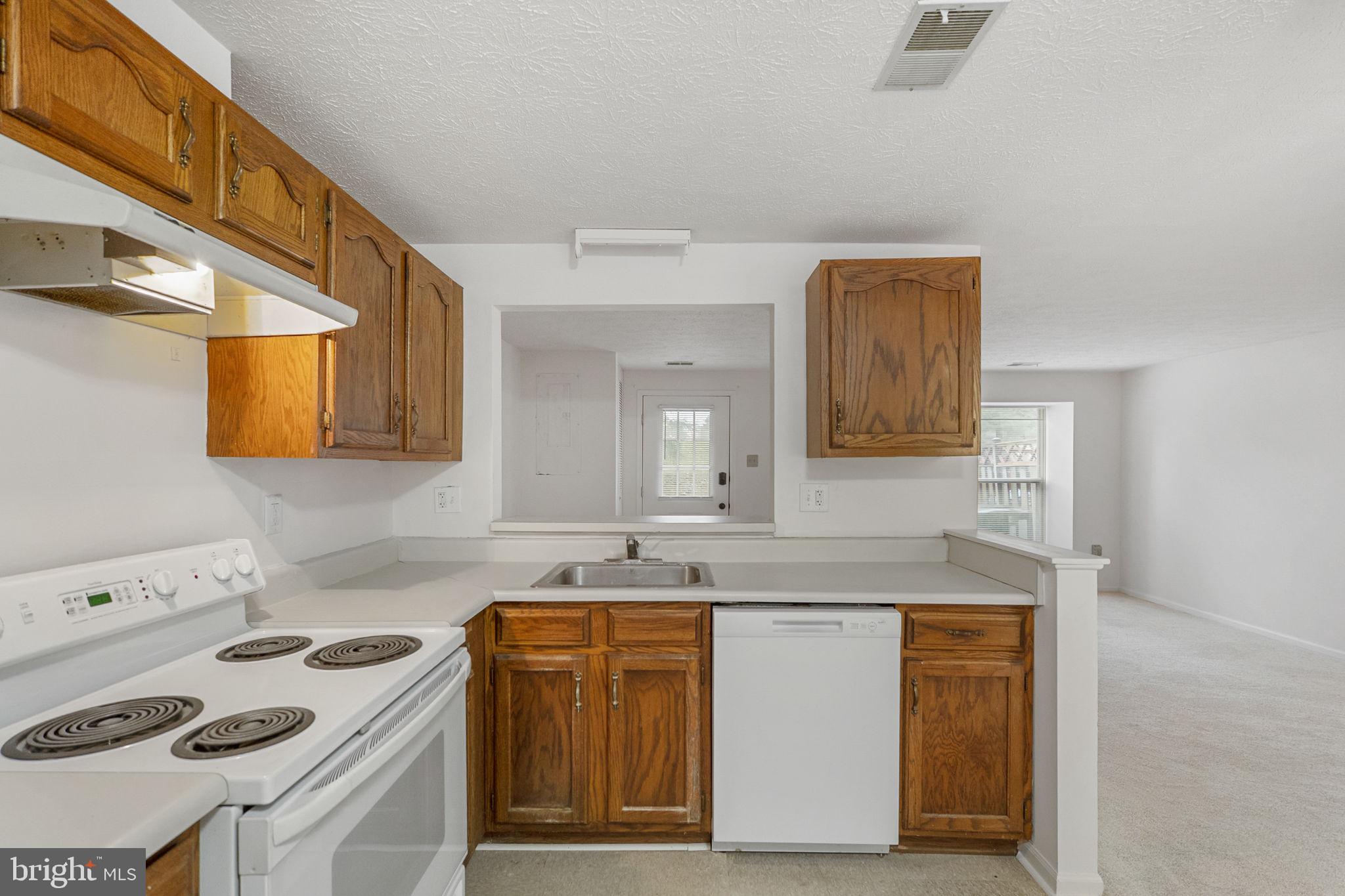 CHURCHILL TOWN SECTOR - Residential