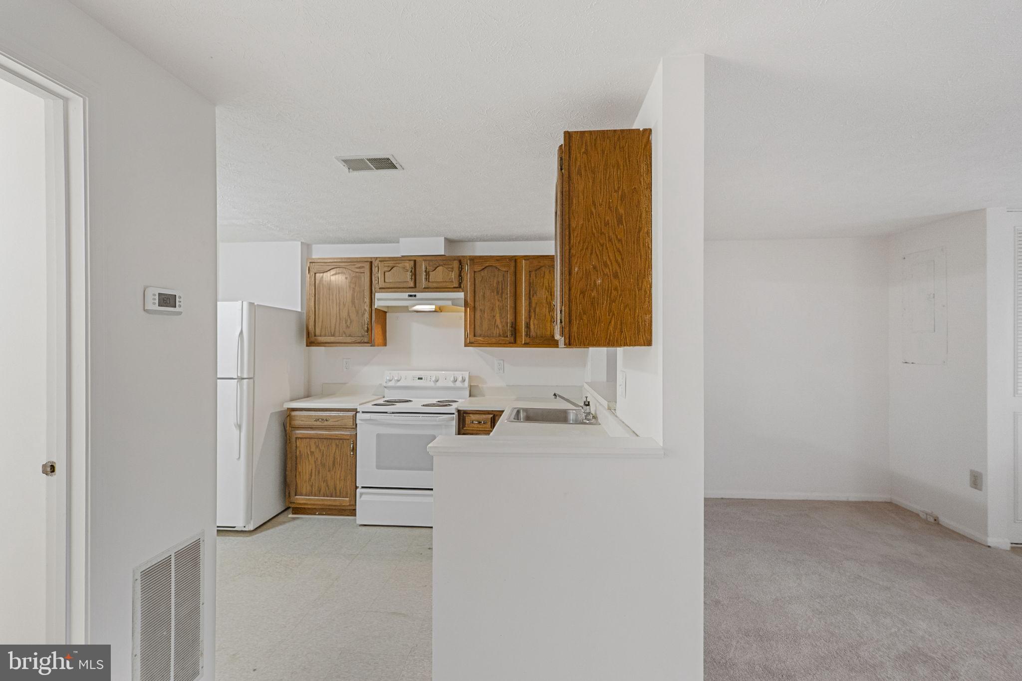 CHURCHILL TOWN SECTOR - Residential