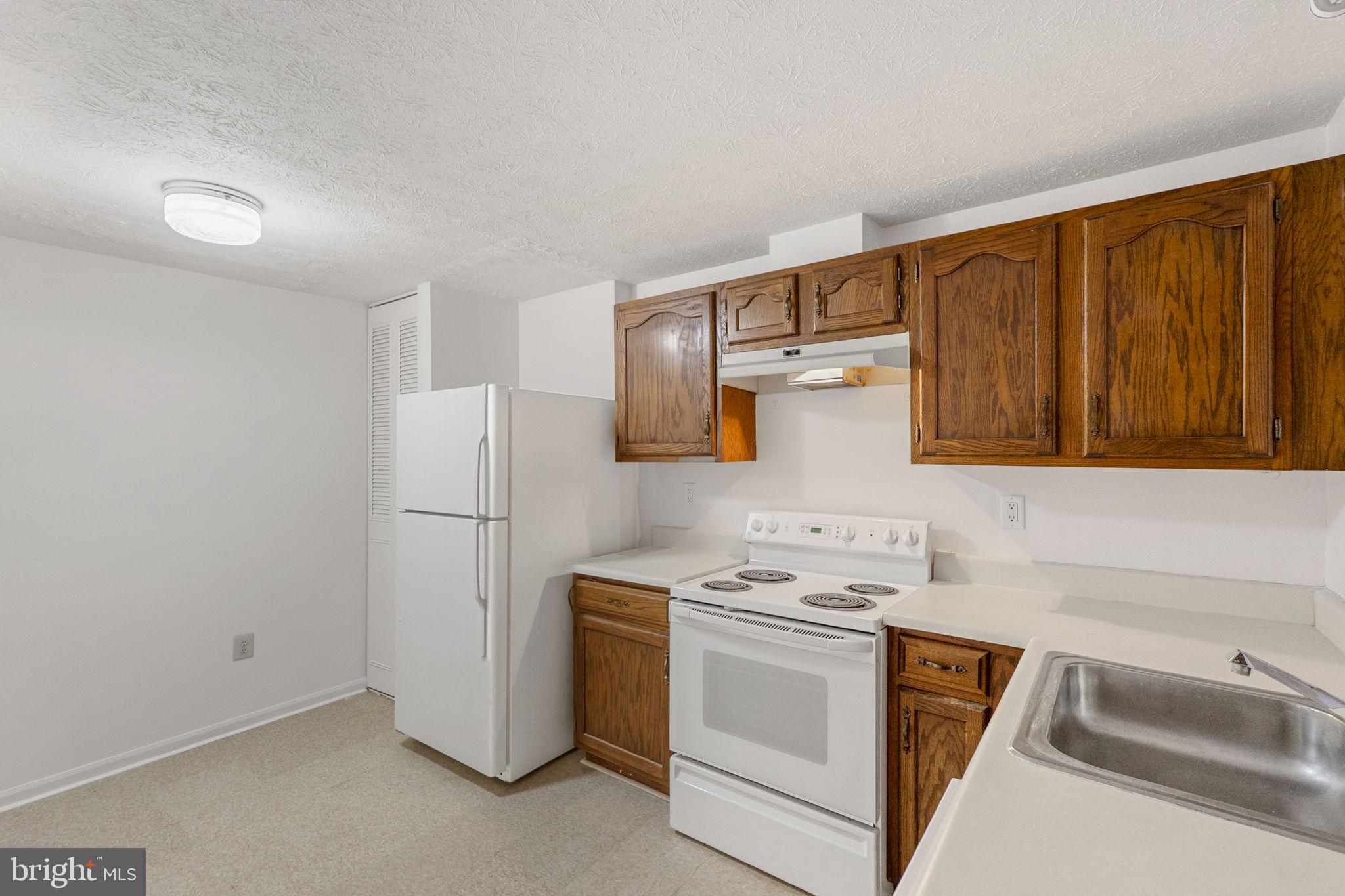 CHURCHILL TOWN SECTOR - Residential