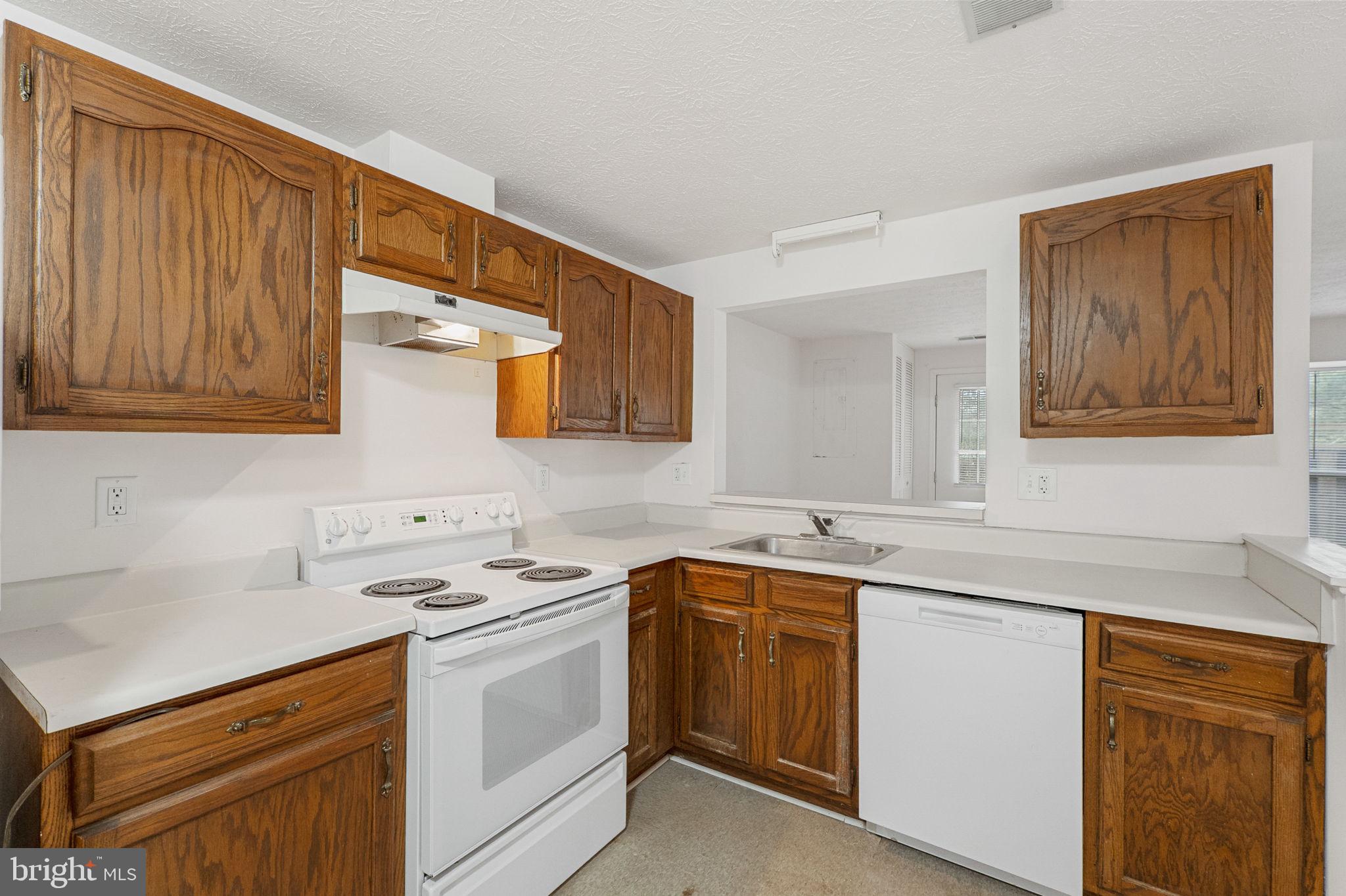 CHURCHILL TOWN SECTOR - Residential