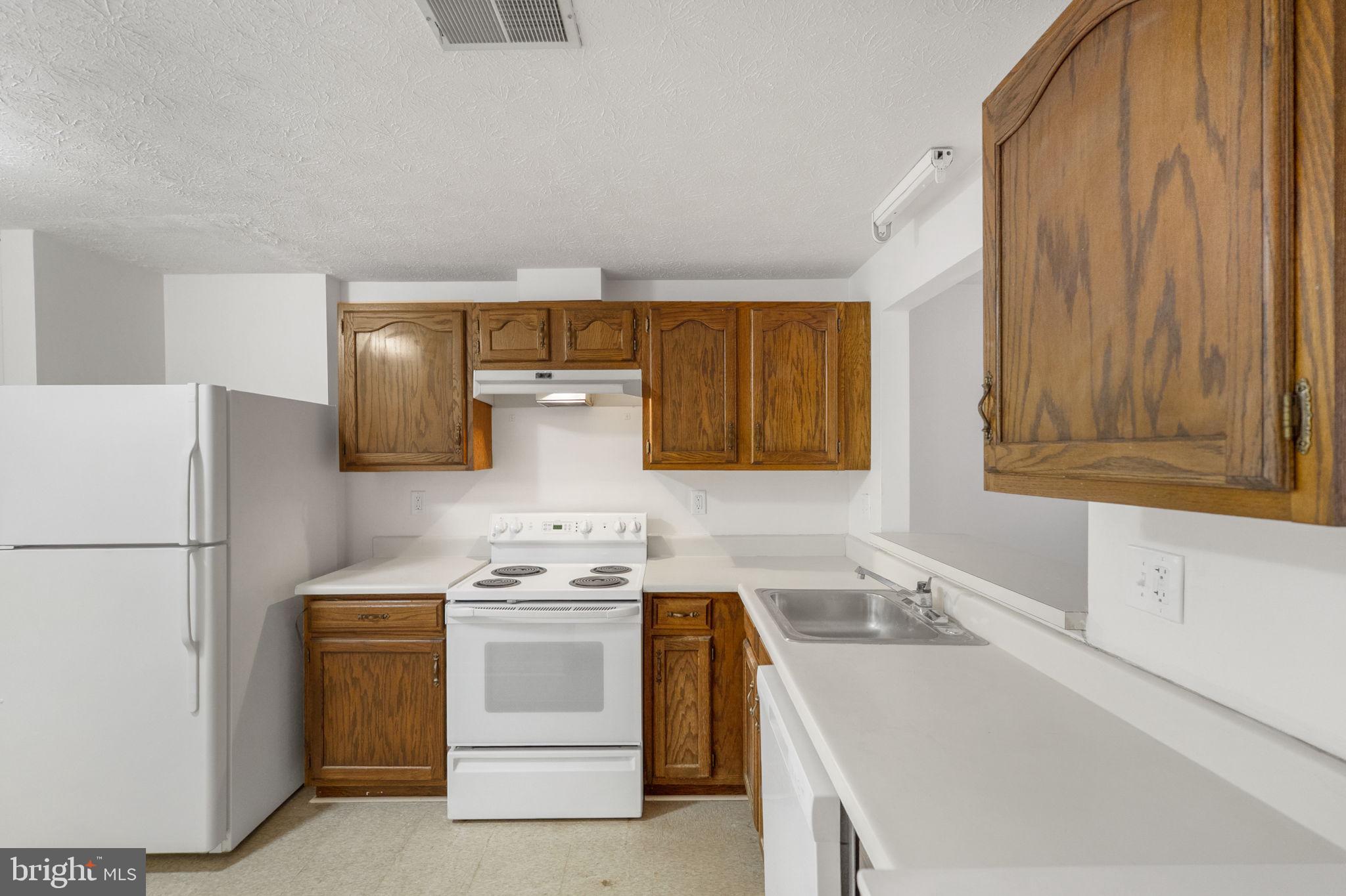 CHURCHILL TOWN SECTOR - Residential