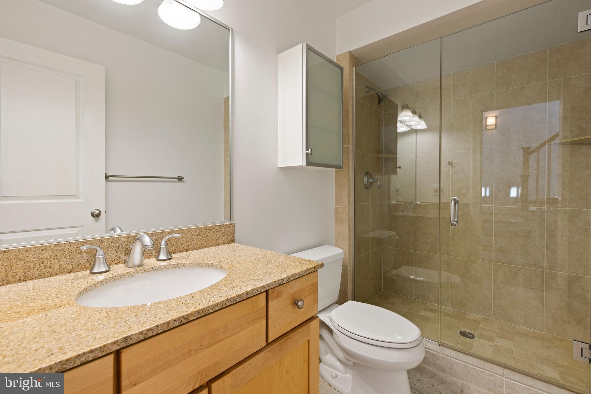 LOCUST POINT - Residential