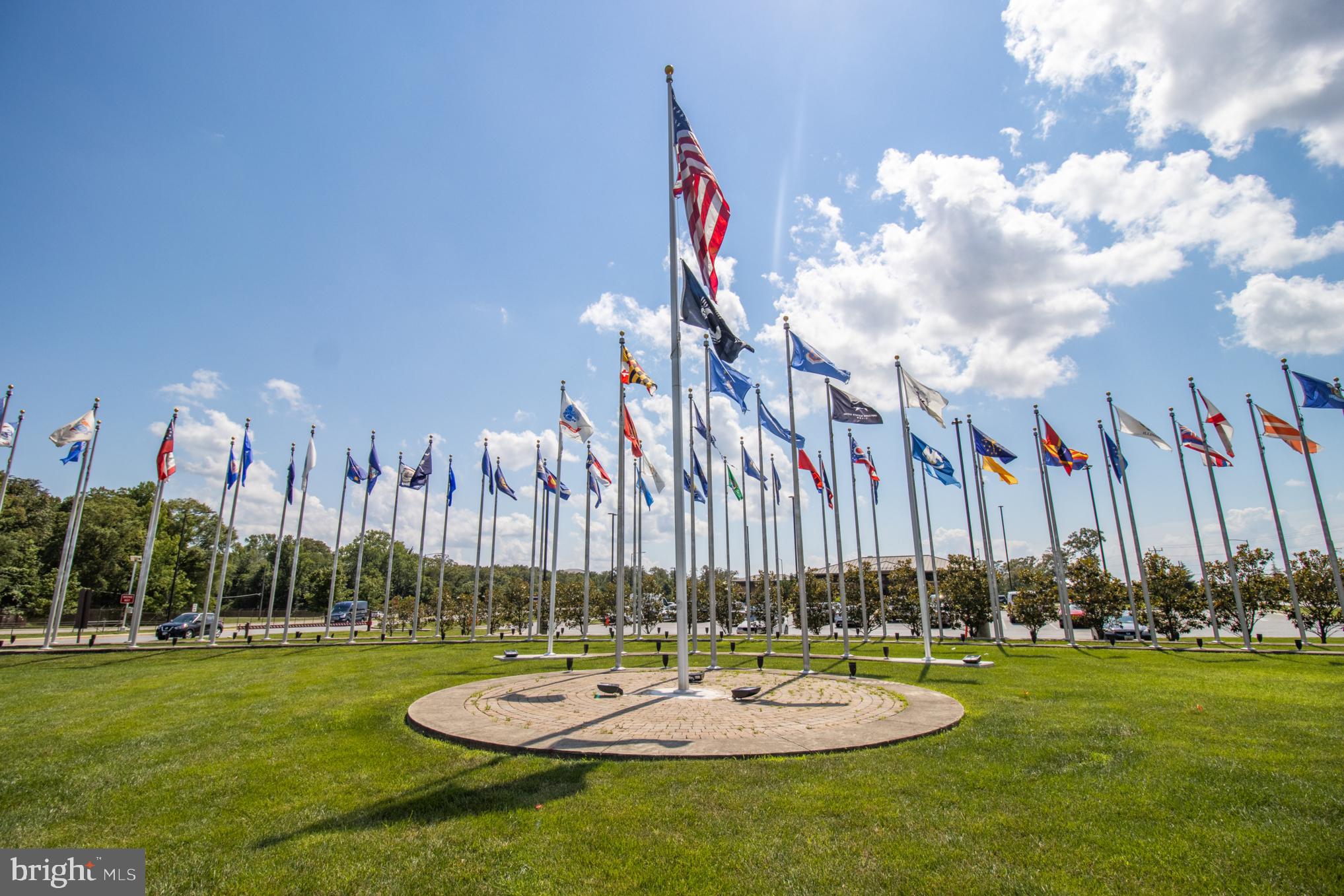 MARLBORO RIDGE - Residential