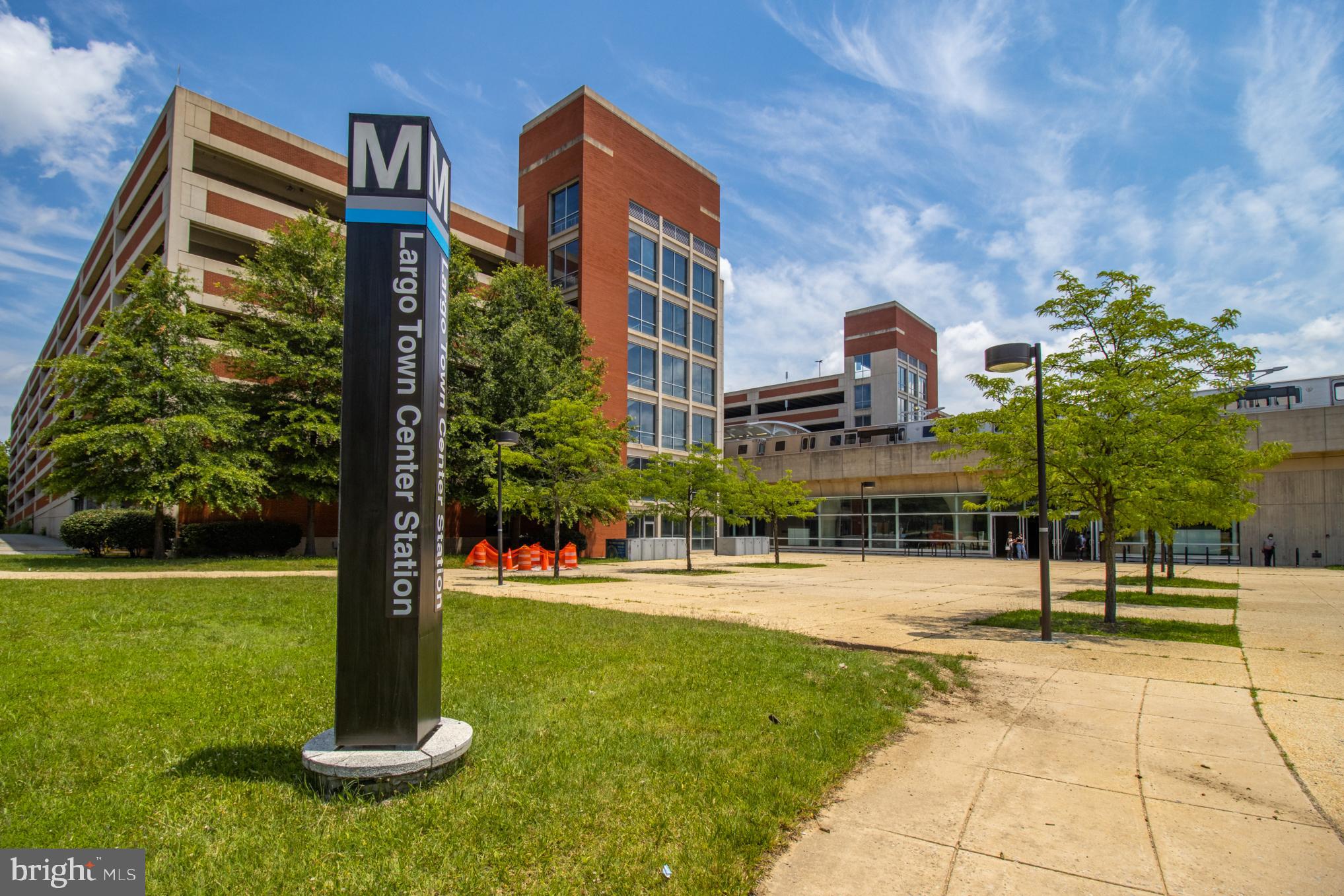 MARLBORO RIDGE - Residential