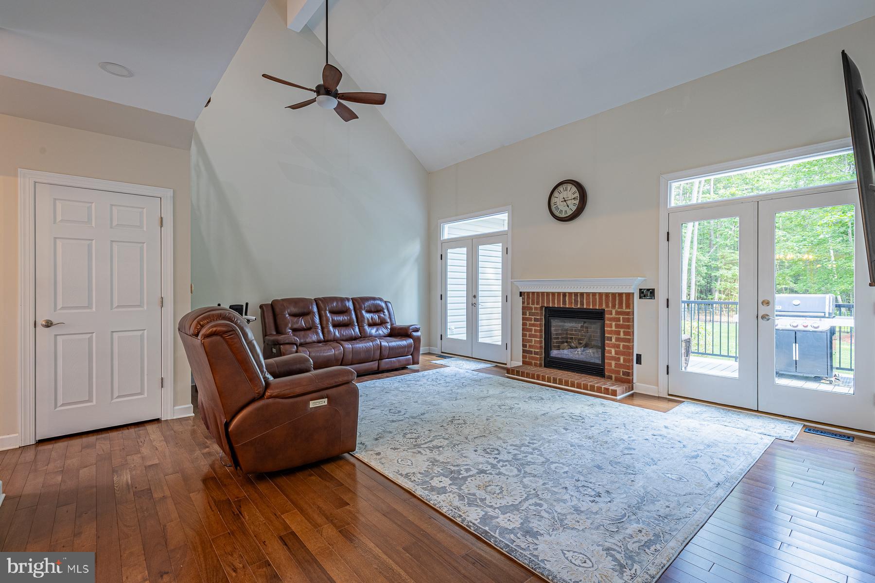 1277 RIVERWOOD DRIVE