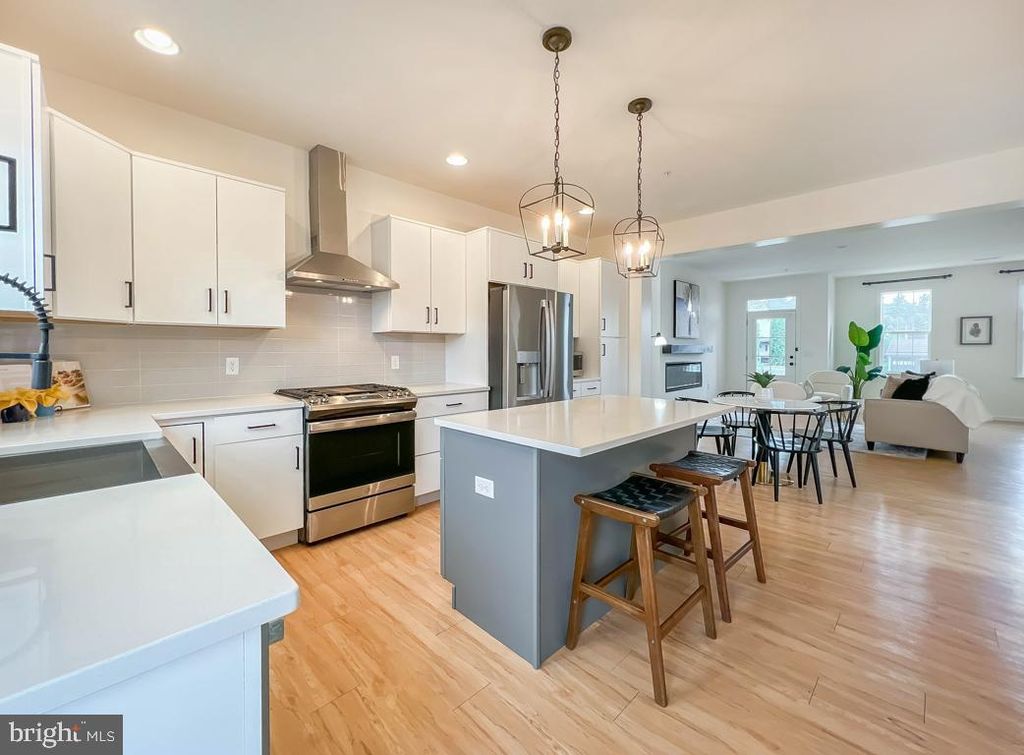 Photo of 2411 Artesian Way, Lancaster, PA 17601 (MLS # PALA2054126)