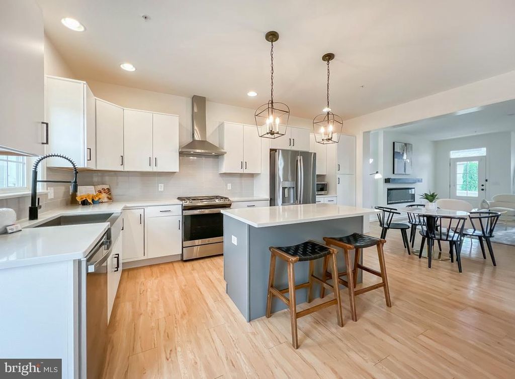 Photo of 2411 Artesian Way, Lancaster, PA 17601 (MLS # PALA2054126)