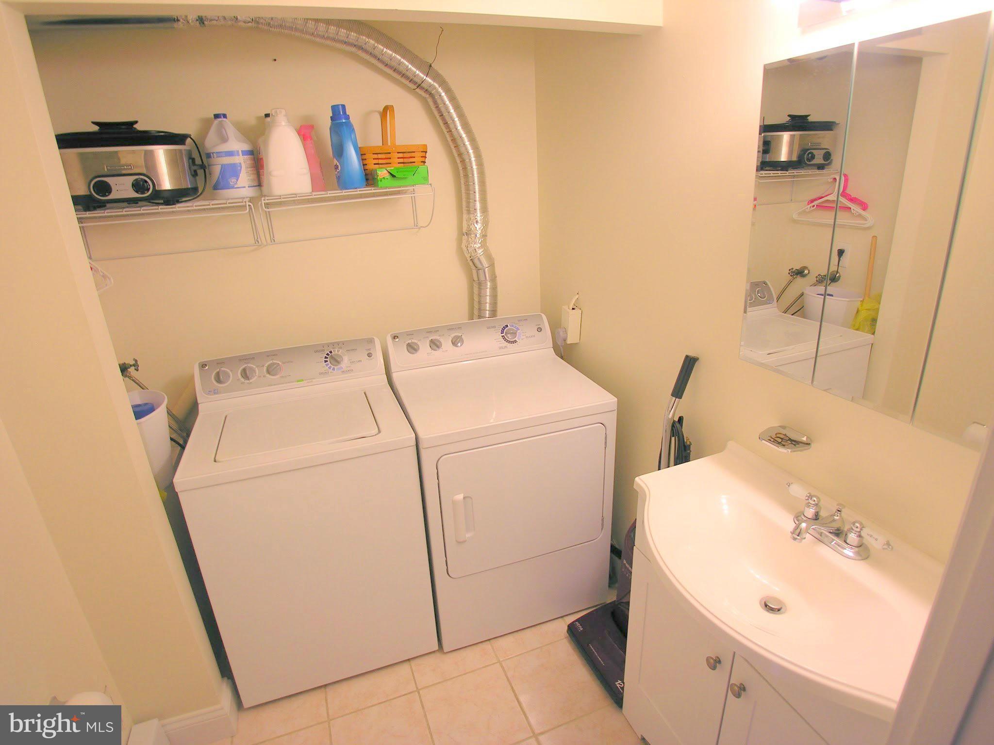 BRUNSWICK - Residential