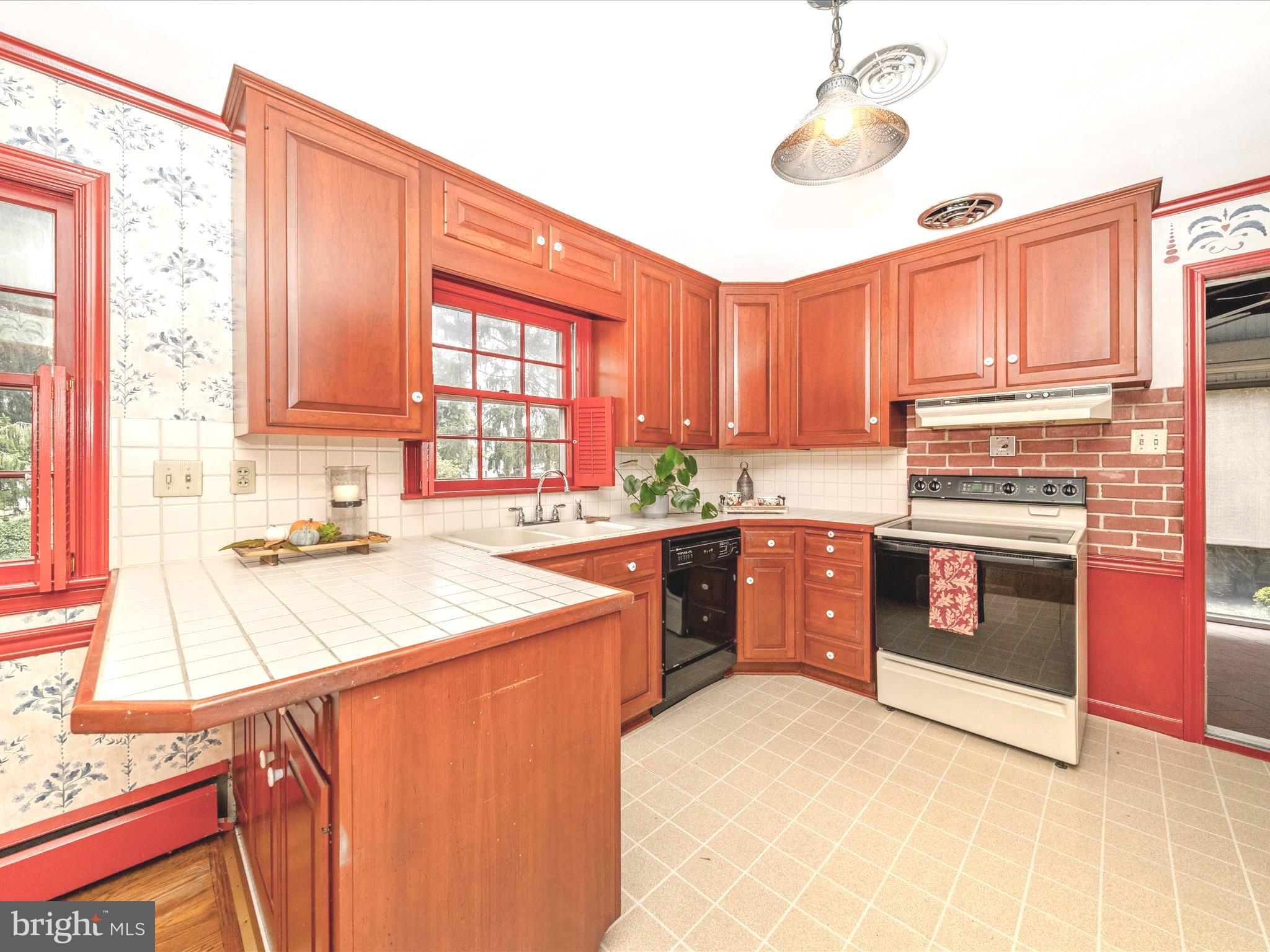 OAK RIDGE - Residential