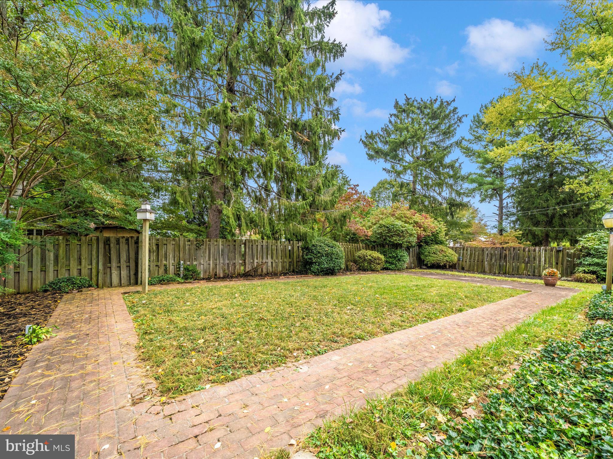 OAK RIDGE - Residential