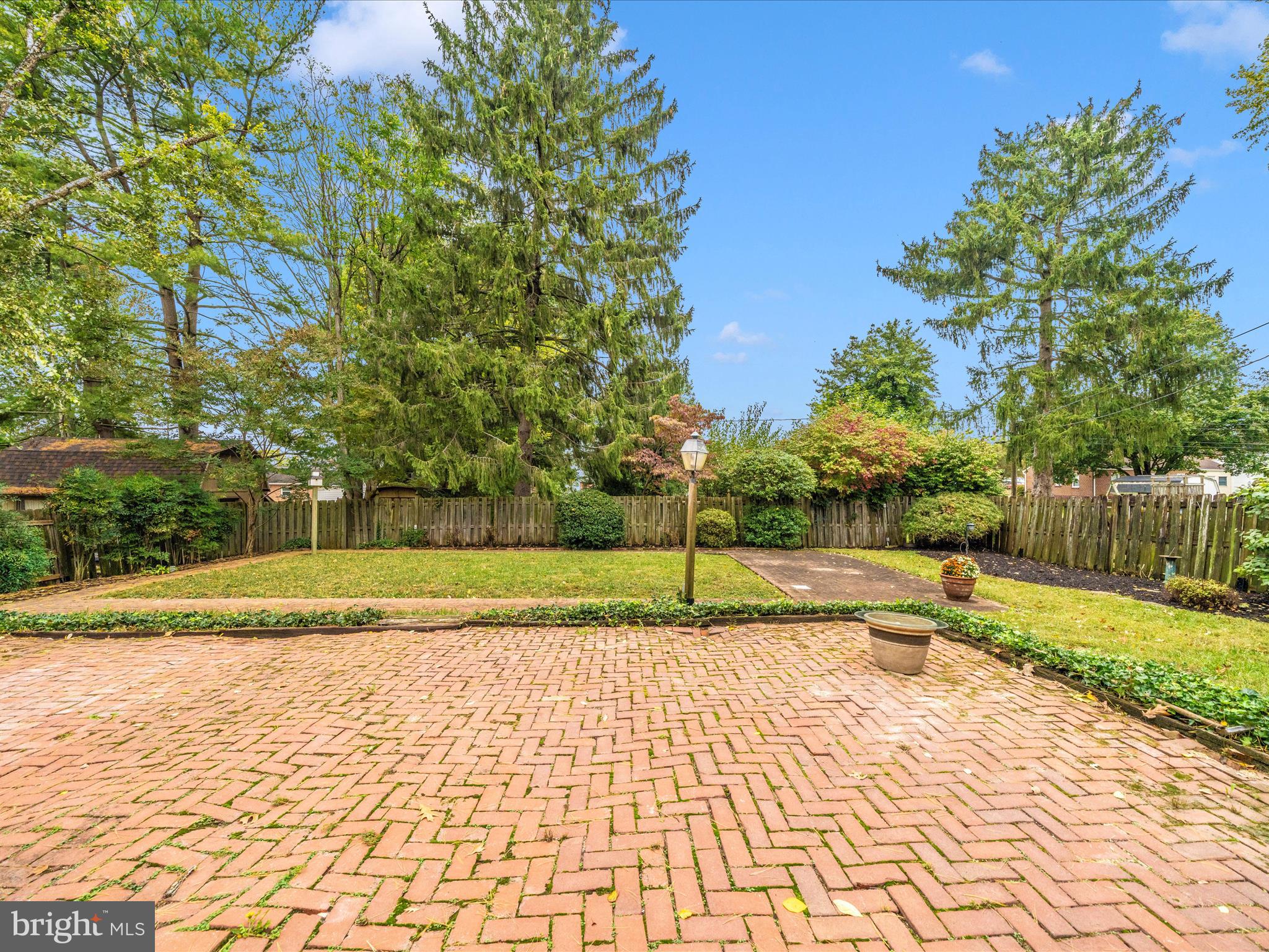 OAK RIDGE - Residential