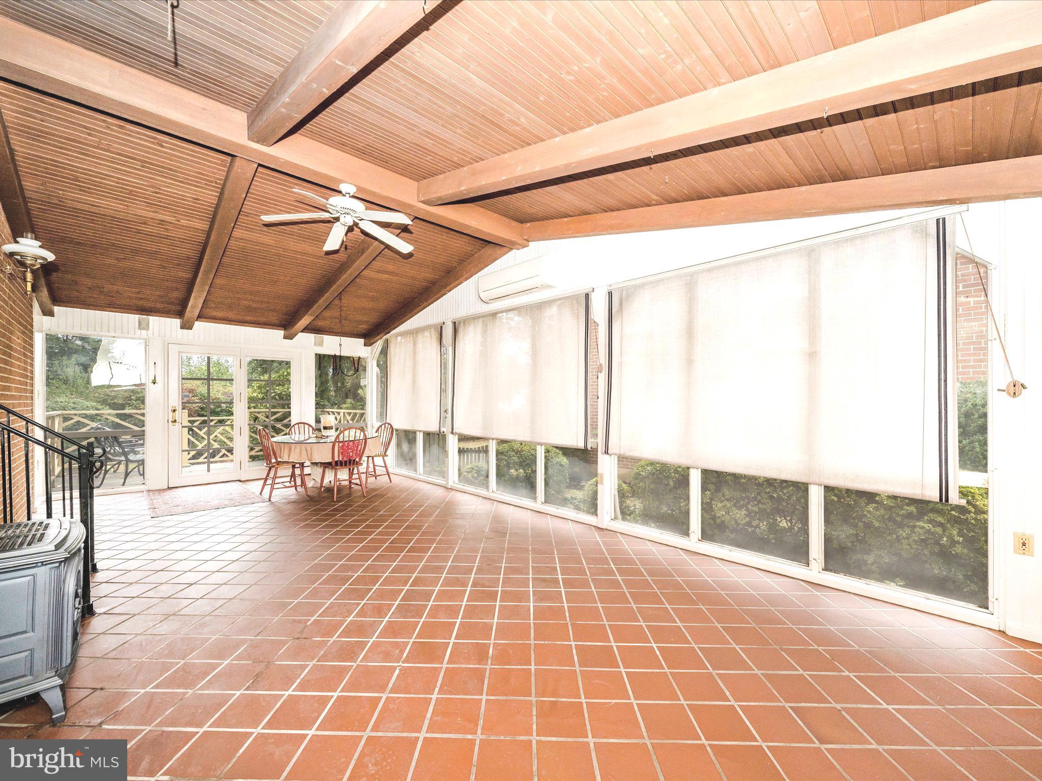 OAK RIDGE - Residential