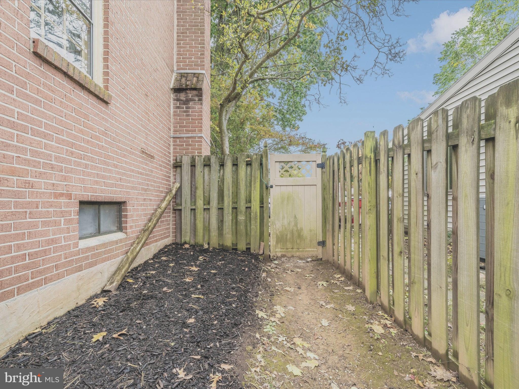 OAK RIDGE - Residential