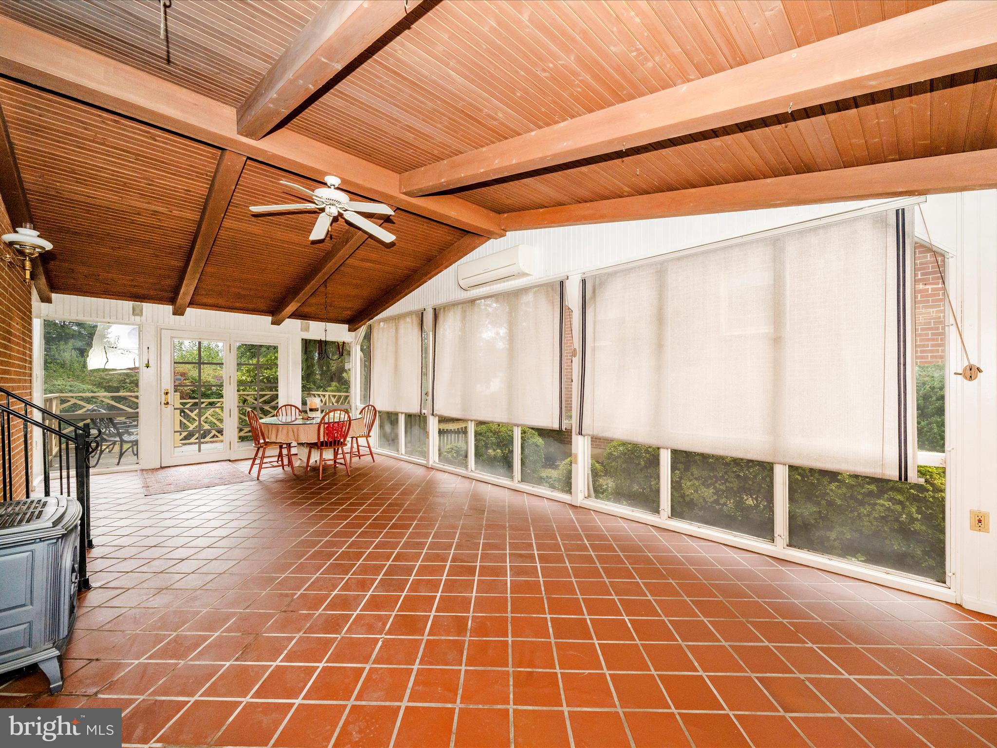 OAK RIDGE - Residential