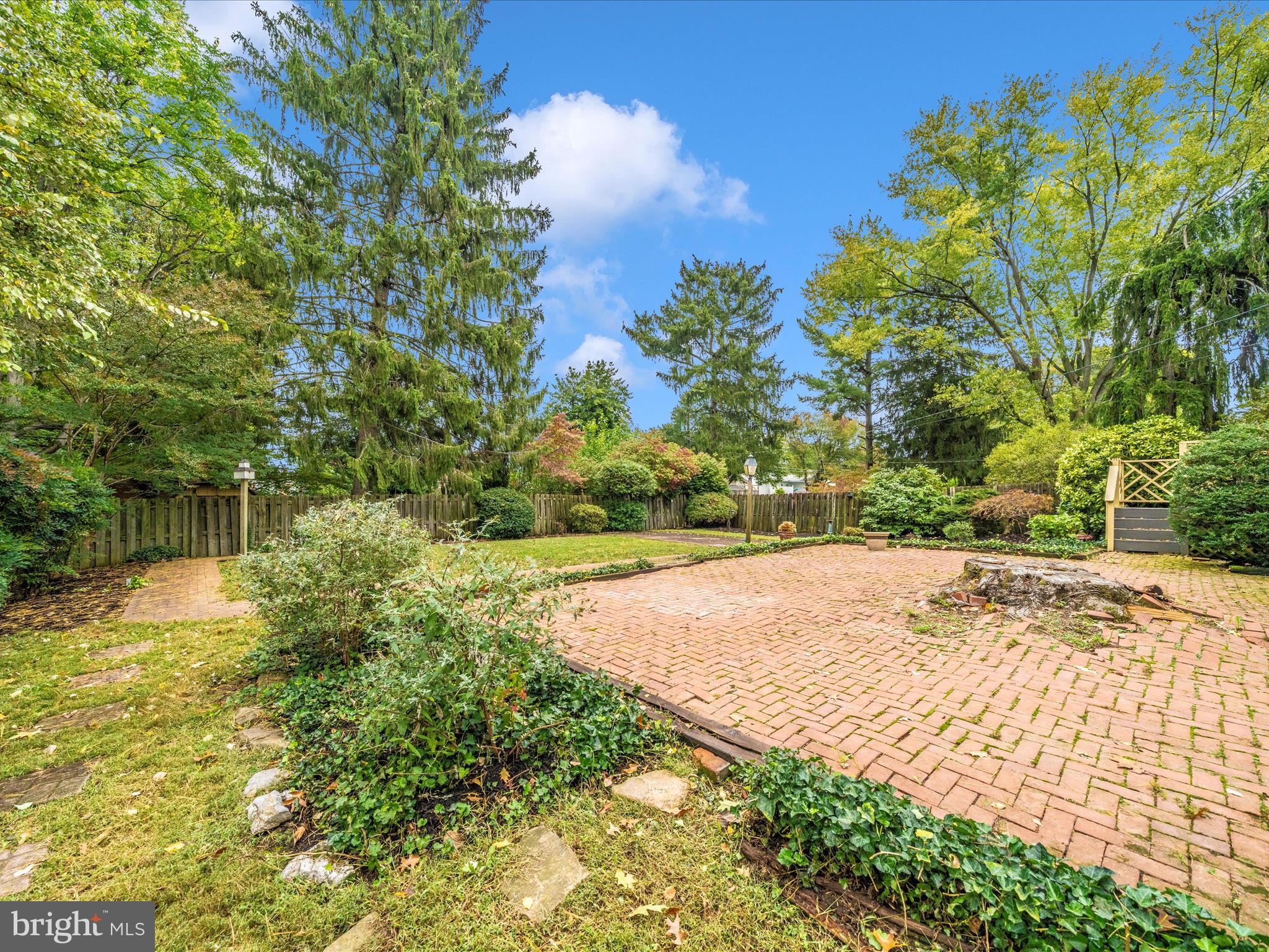 OAK RIDGE - Residential