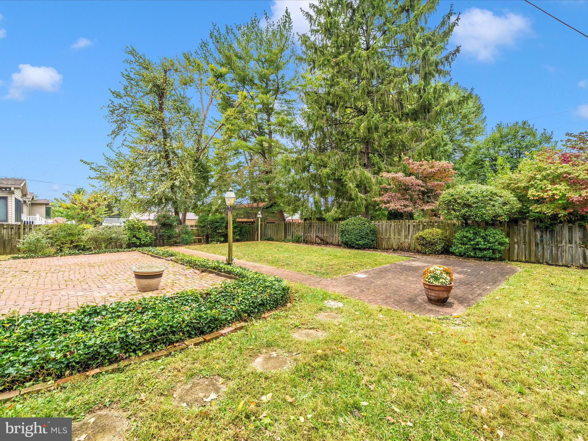 OAK RIDGE - Residential