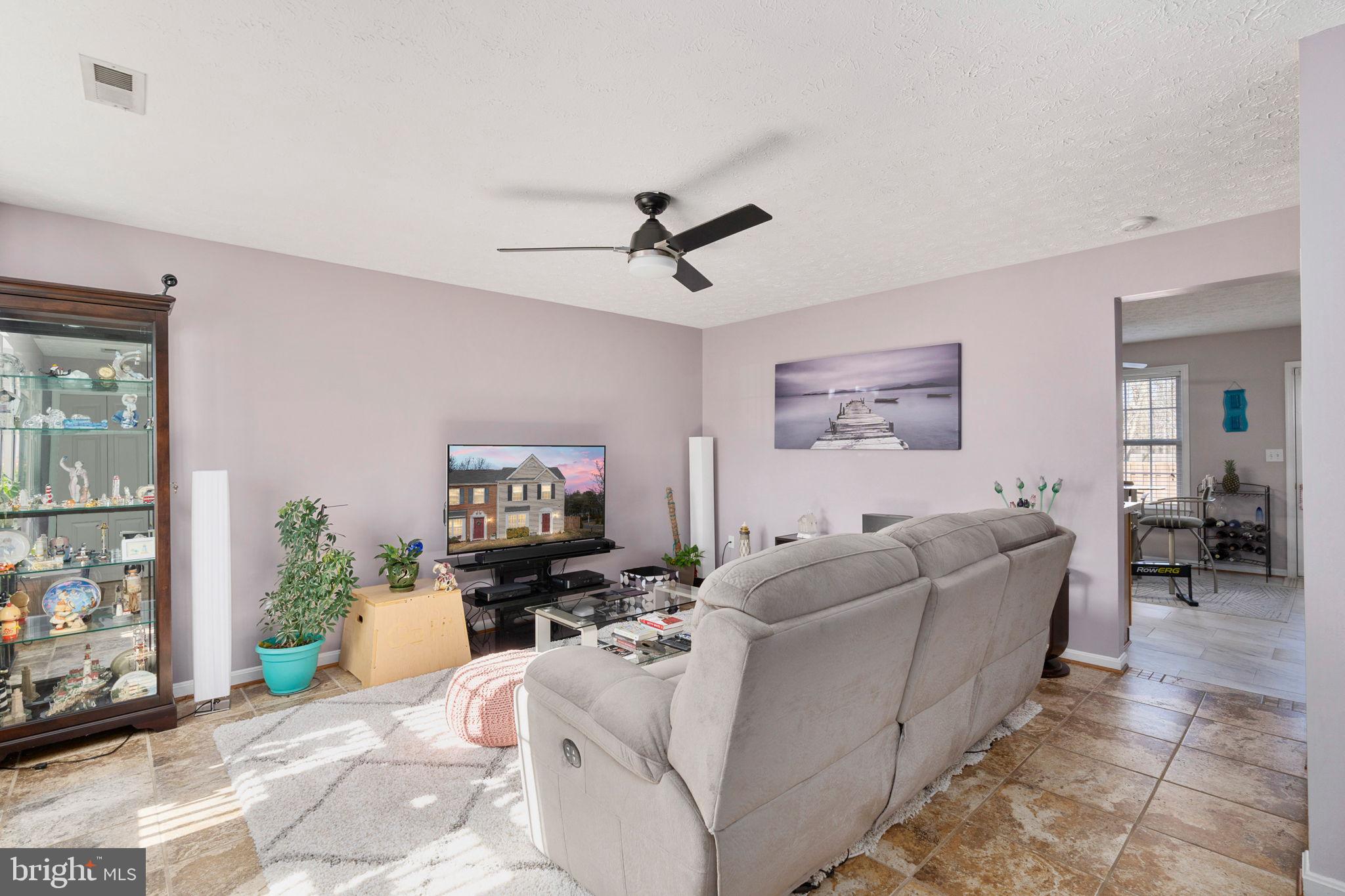 COVENTRY CREEK - Residential