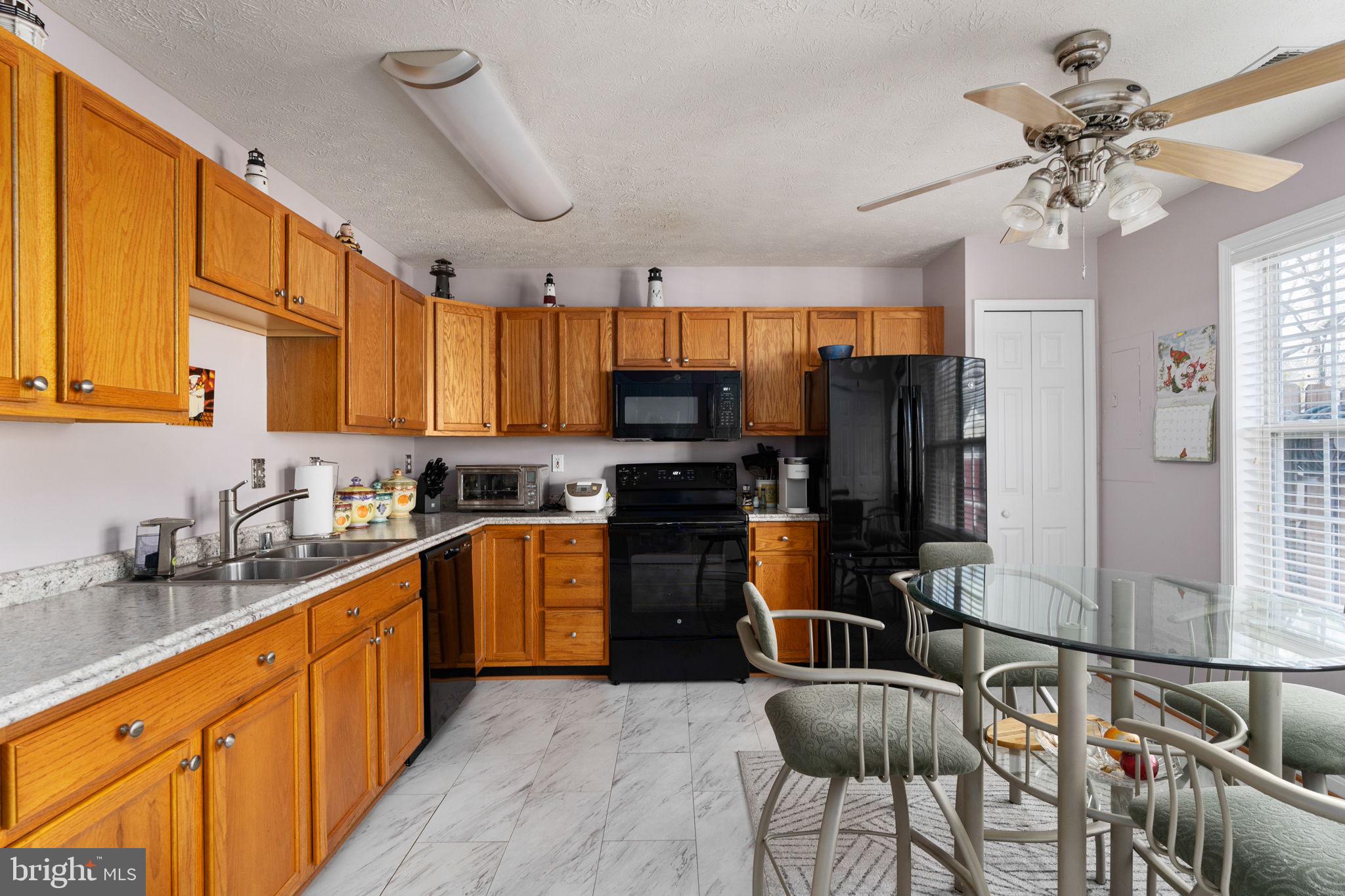 COVENTRY CREEK - Residential