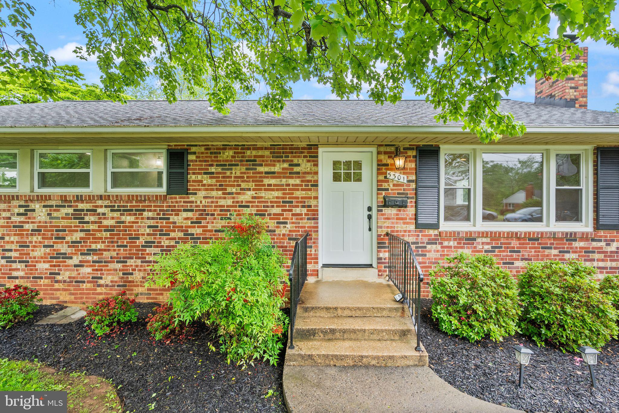 RAVENSWORTH - Residential