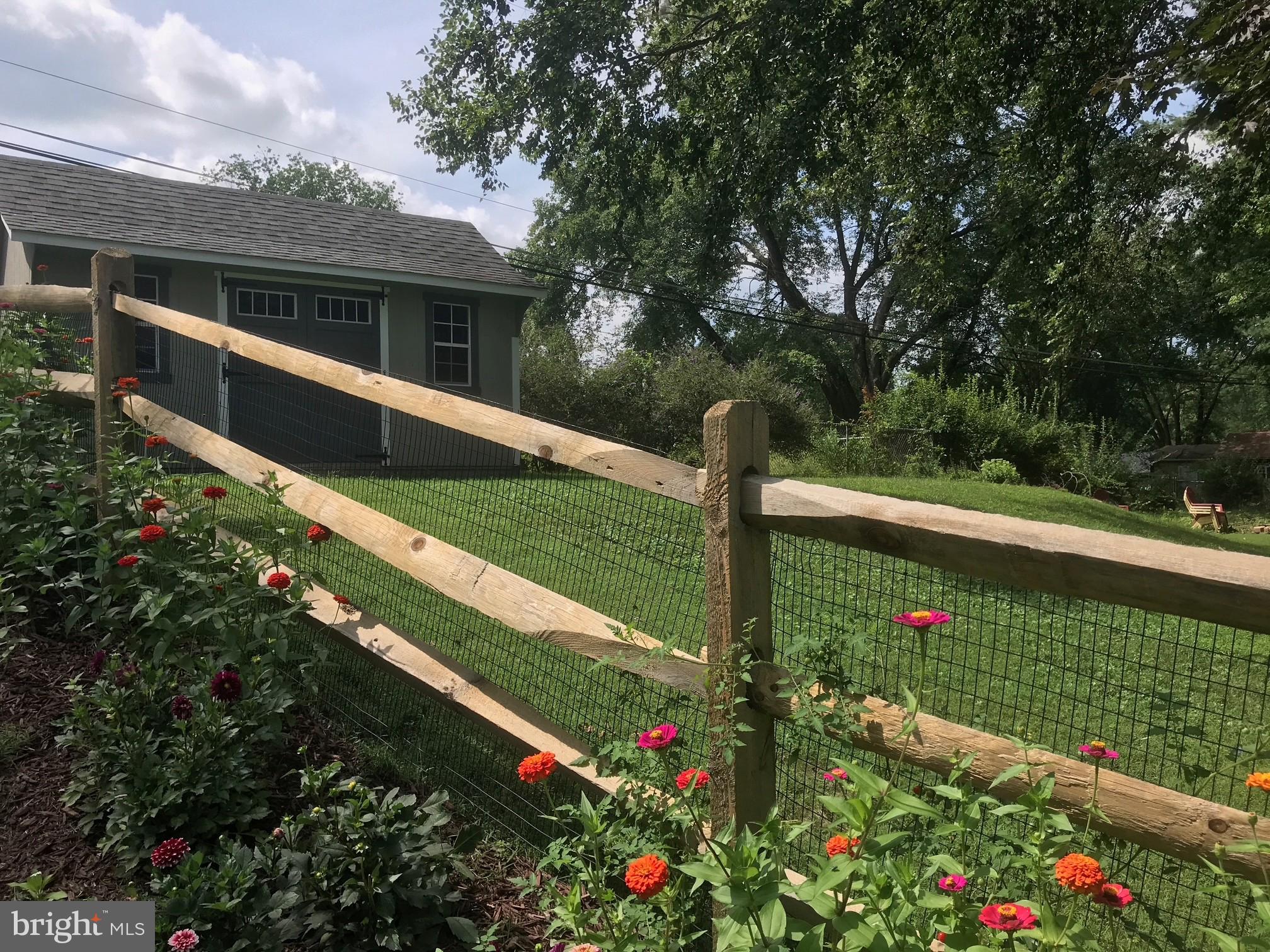 GLEN BROOK - Residential