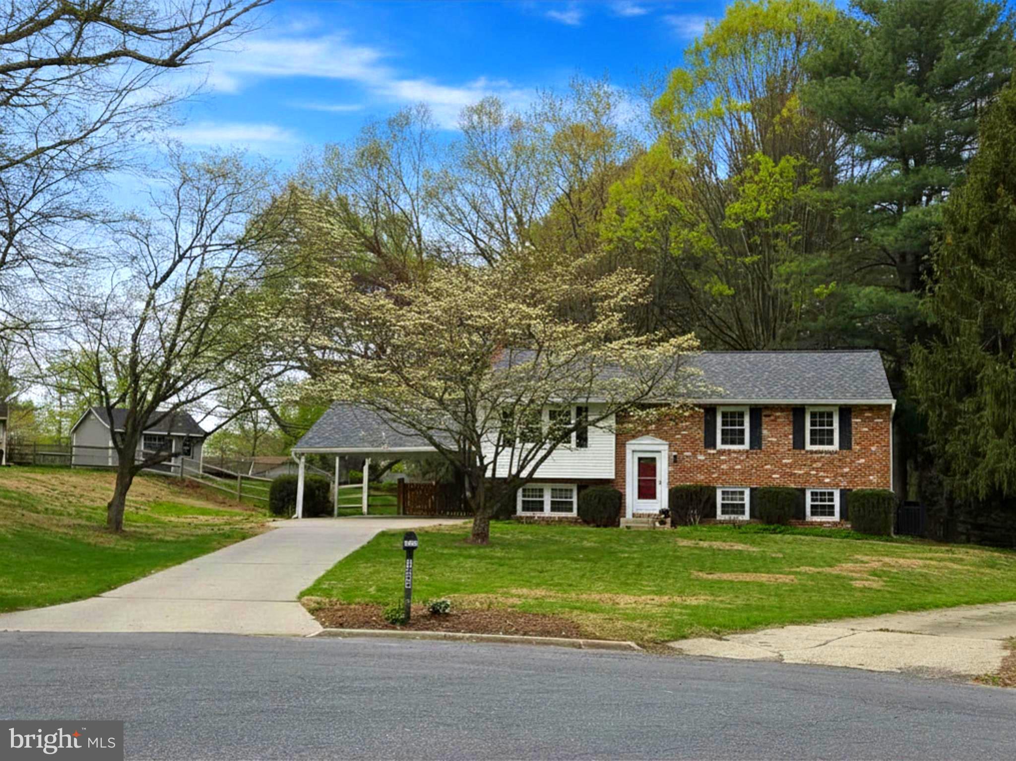 GLEN BROOK - Residential