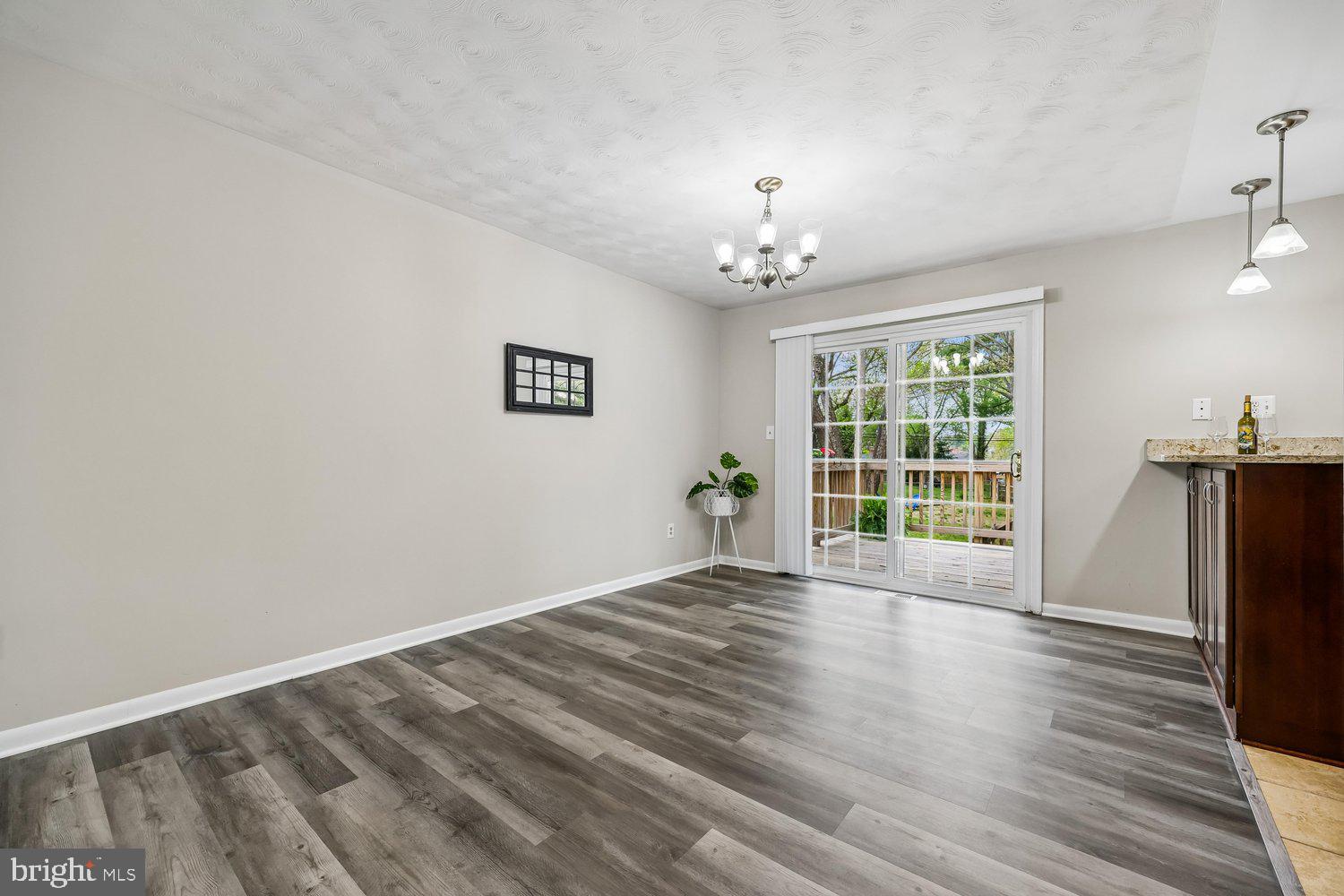 GLEN BROOK - Residential