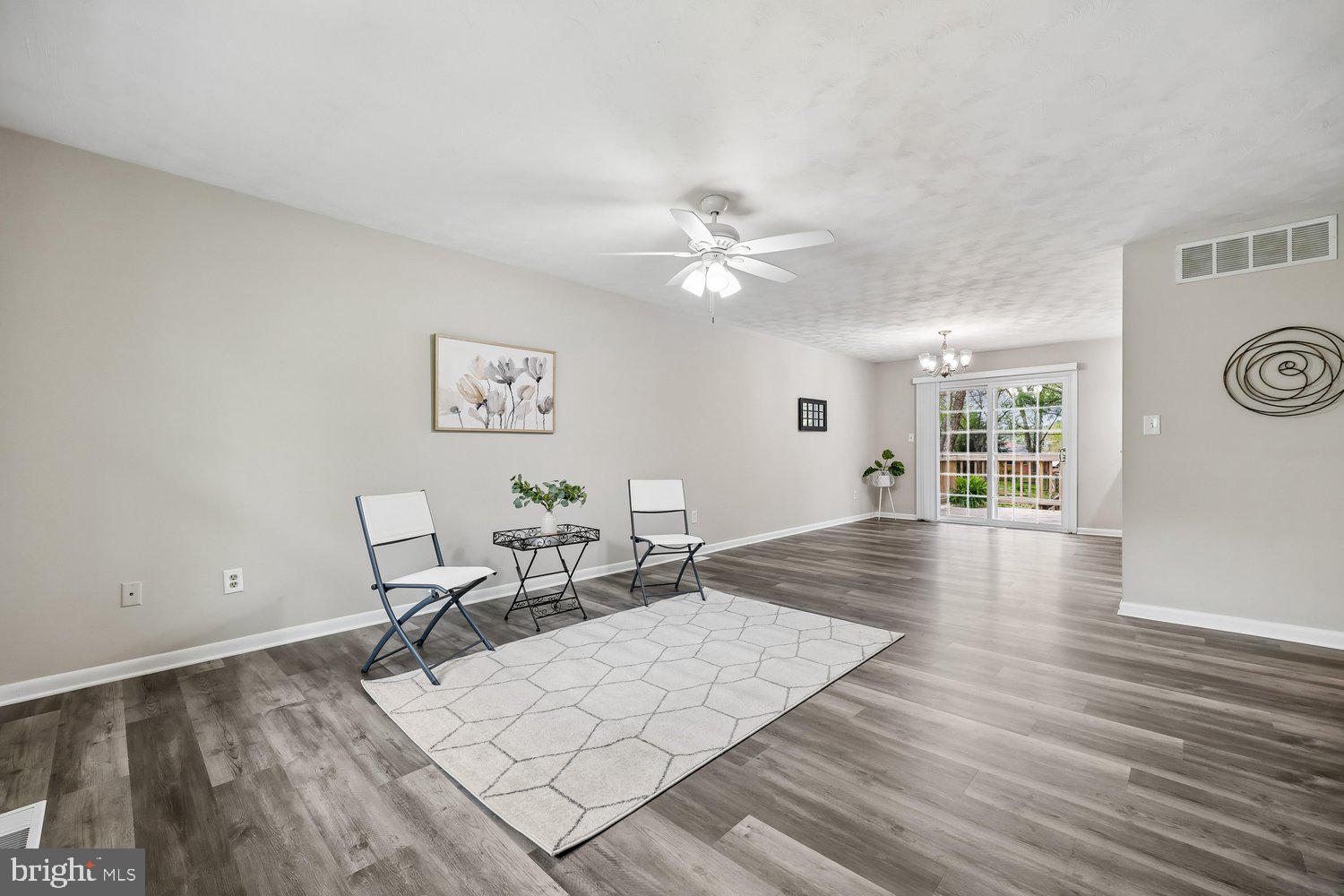 GLEN BROOK - Residential