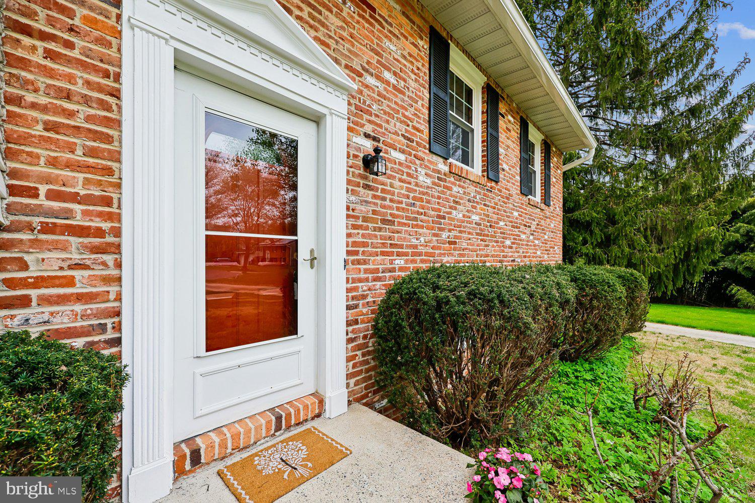 GLEN BROOK - Residential