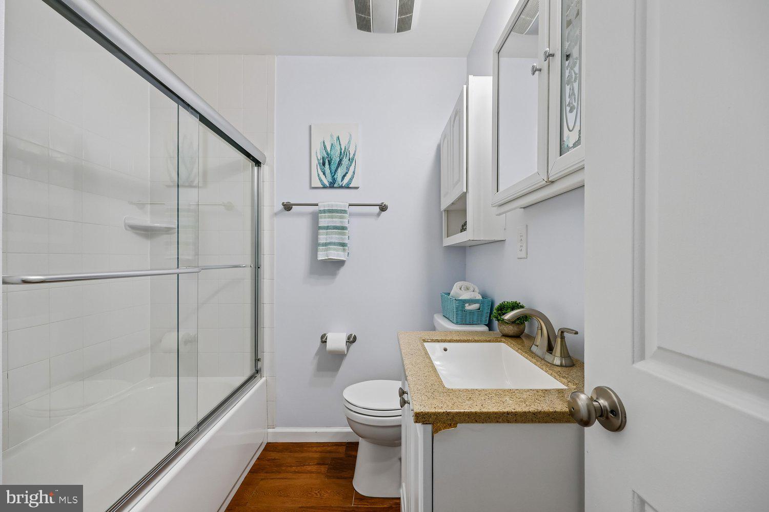 GLEN BROOK - Residential