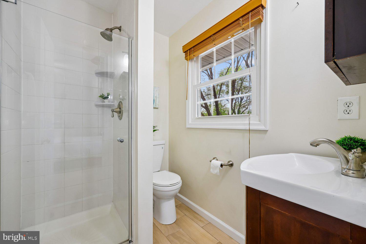 GLEN BROOK - Residential