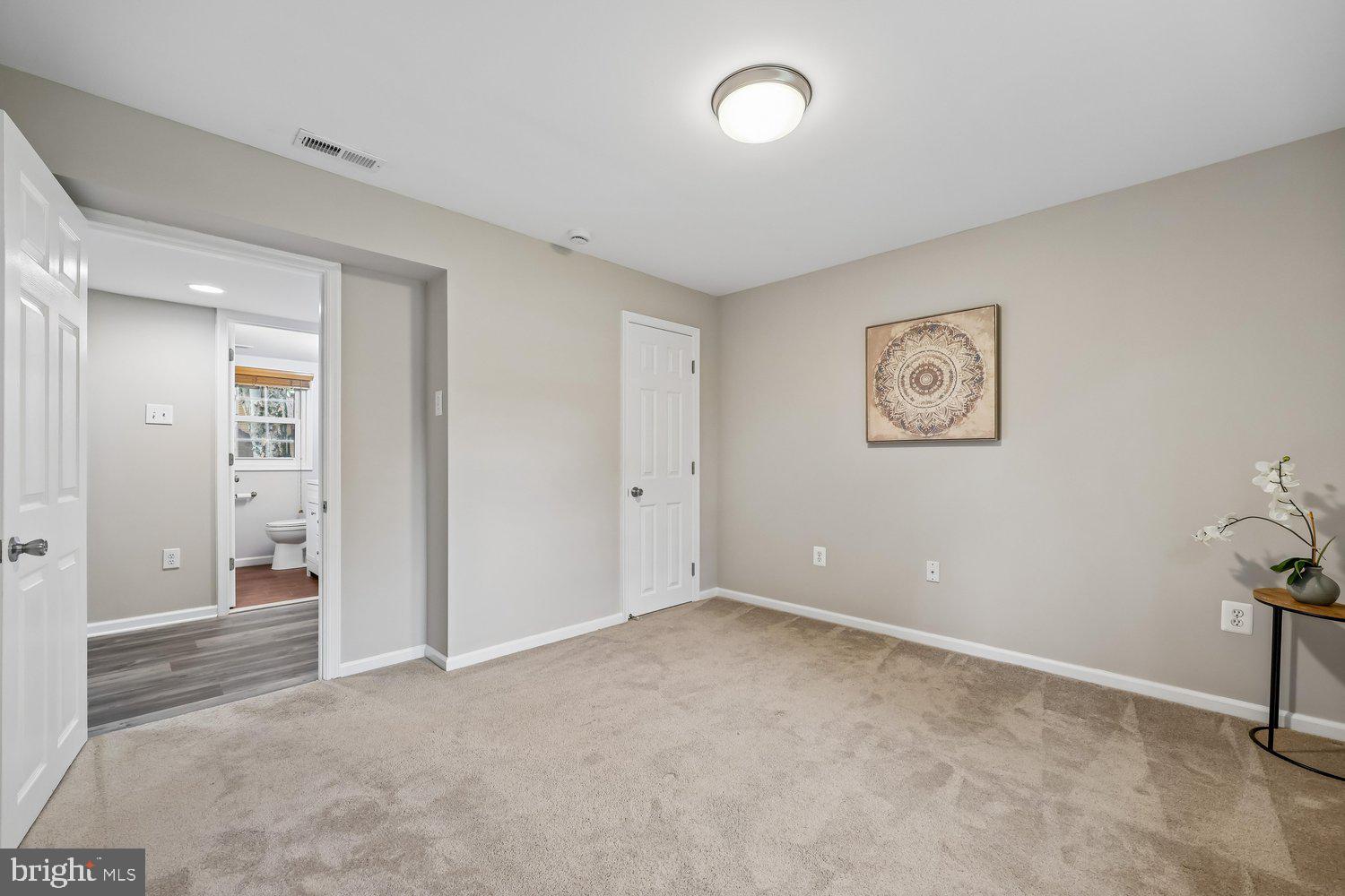 GLEN BROOK - Residential