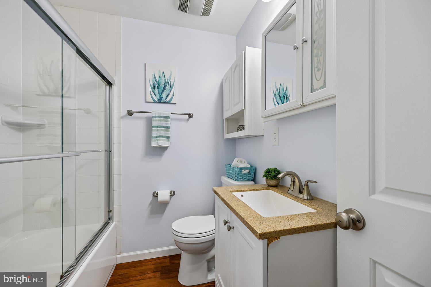 GLEN BROOK - Residential