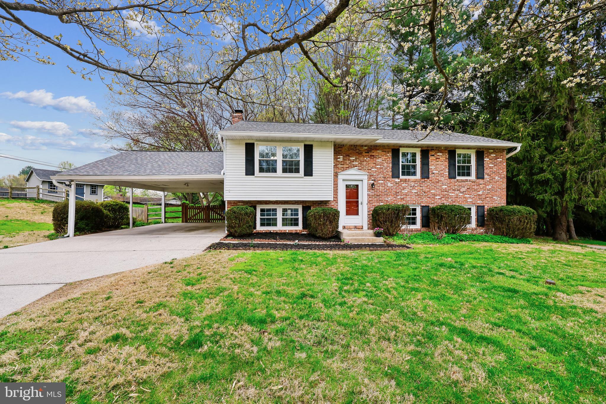 GLEN BROOK - Residential