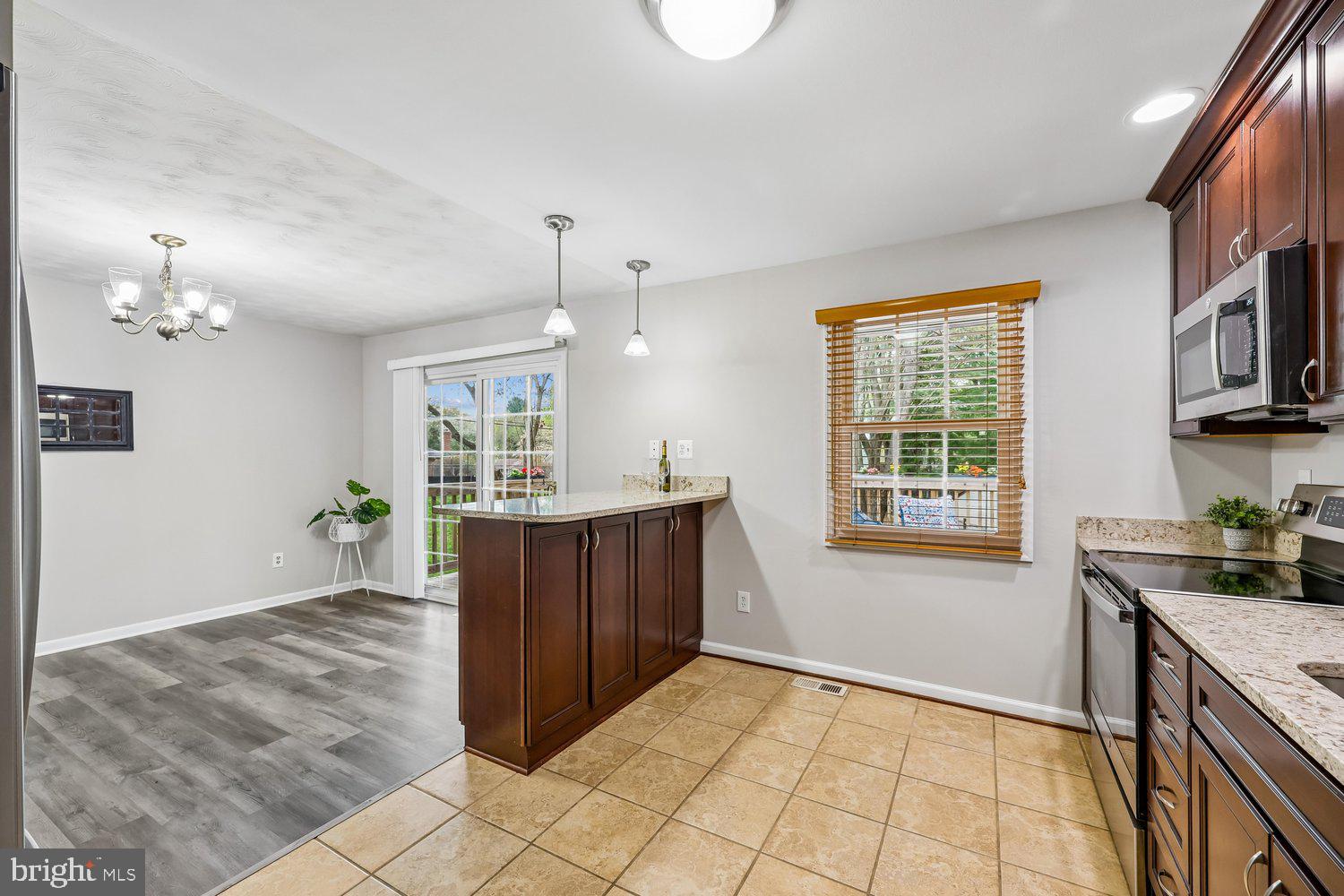 GLEN BROOK - Residential