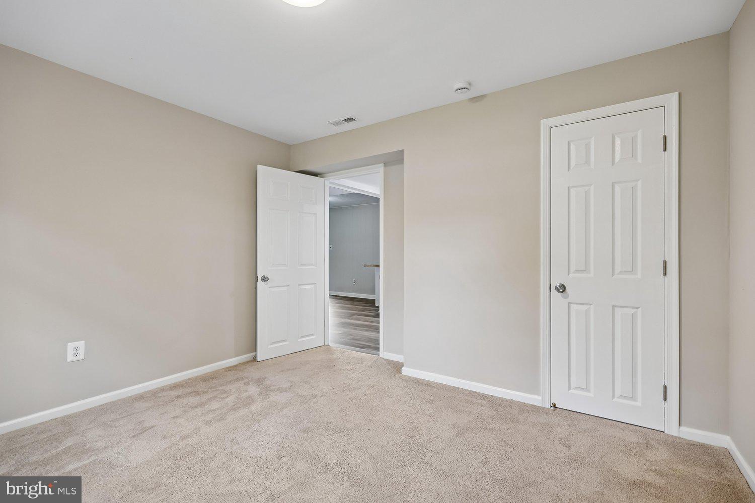 GLEN BROOK - Residential