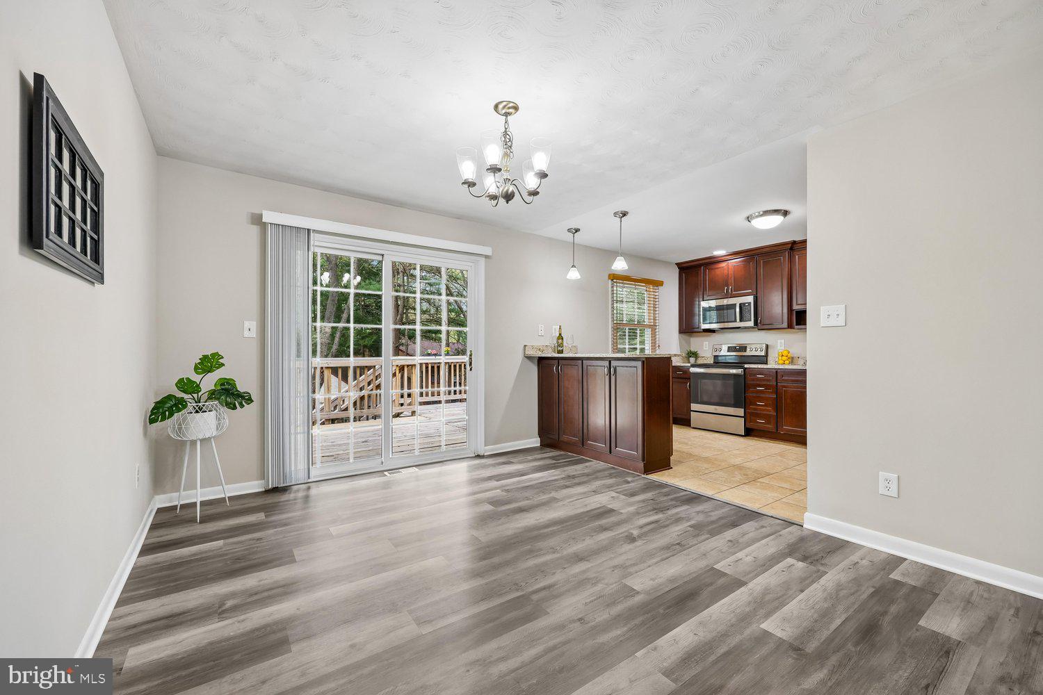 GLEN BROOK - Residential