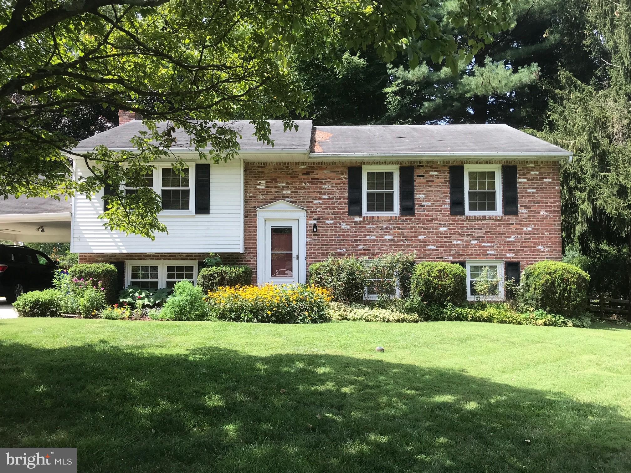 GLEN BROOK - Residential