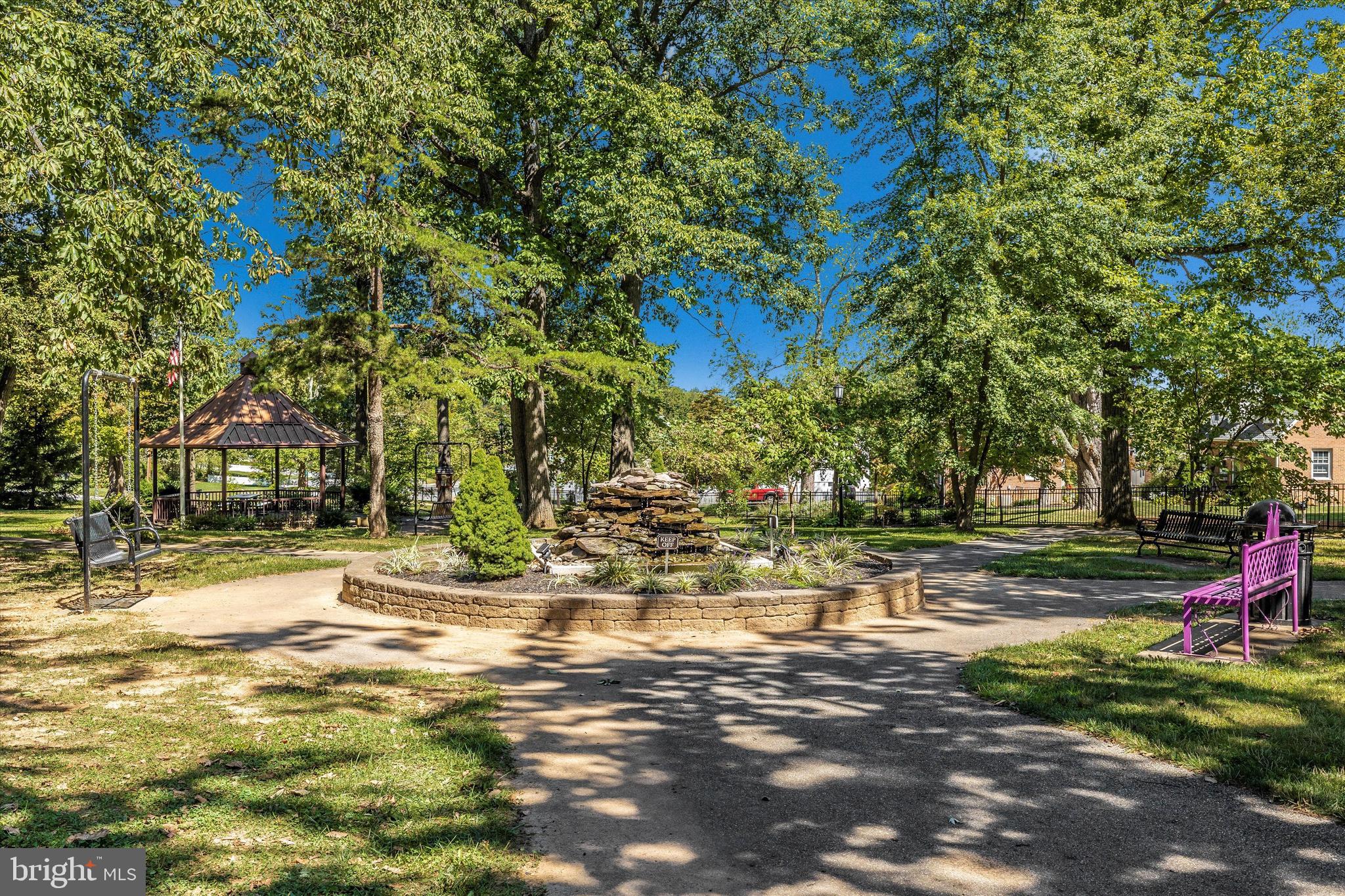 MERRIDALE GARDENS - Residential